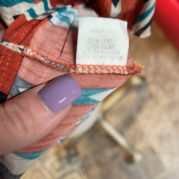 Joyce Chevron Bell Sleeve Mini dress - Picture 8 of 9